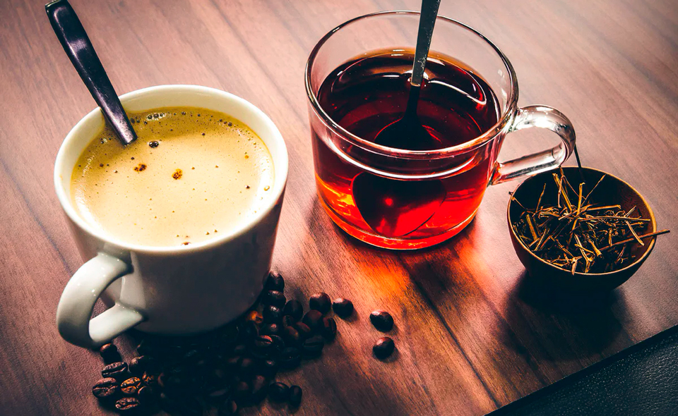 Discover the World of Aromatic Flavors: Coffee & Tea Subscription